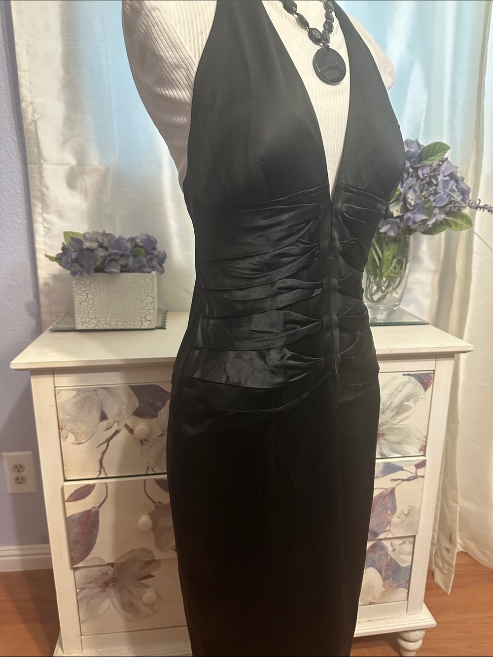 Cache Pleated Halter - Picture 4 of 8